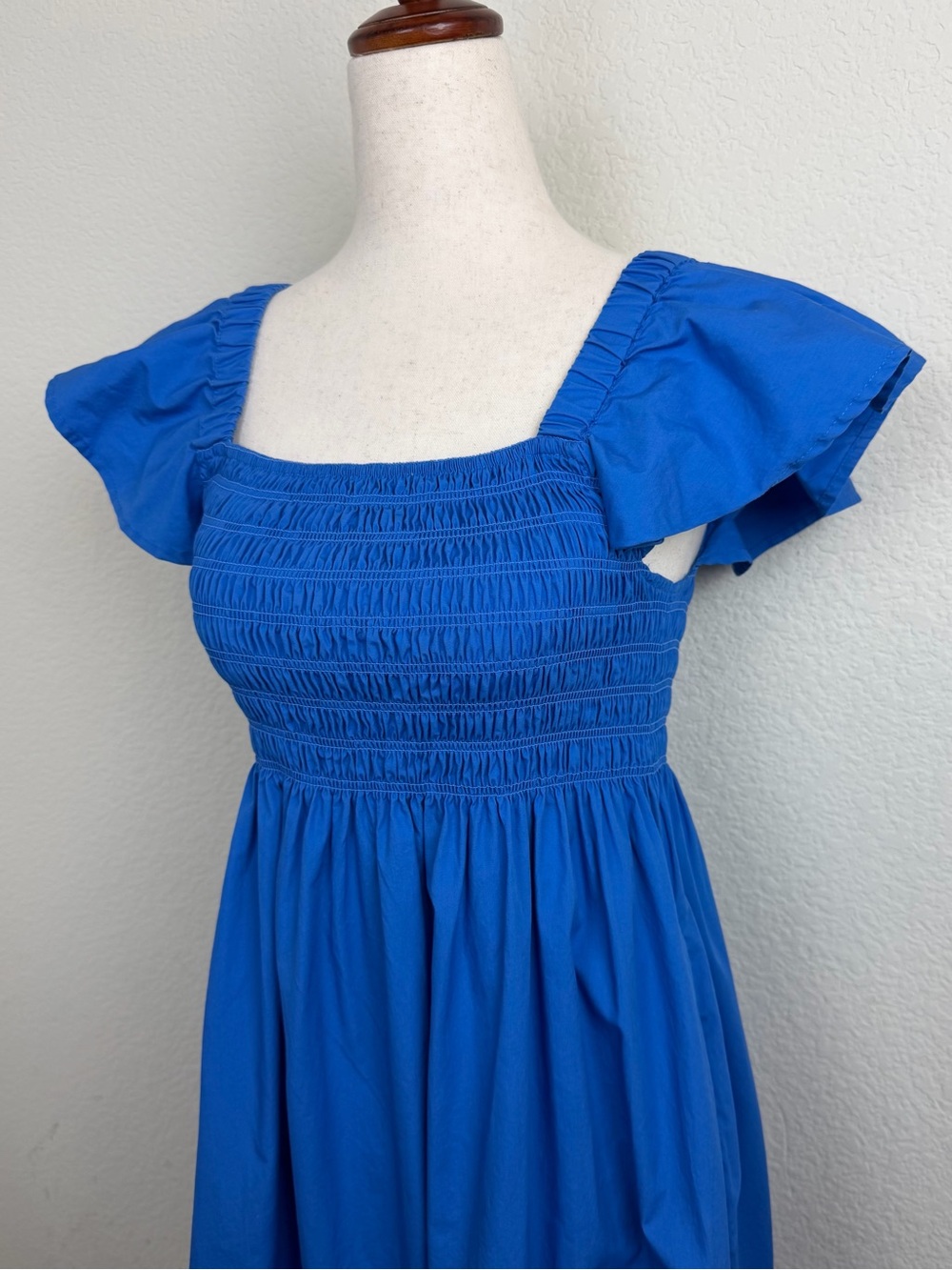 o.p.t. Tuscany Womens Cobalt Blue Smocked Ruffle Midi Dress
Tiered Skirt Small - Picture 7 of 13